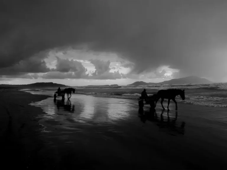 Naples in Focus: A patient, lyrical look at Pompei: Below the Clouds