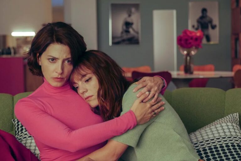 Almodóvar’s Bitter Christmas: A Playful, Meta‑Cinematic Dive at Cannes