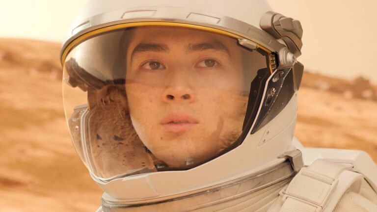 Mars Rift Deepens as Baldwin and Jarrett Reunite Ahead of For All Mankind’s Finale